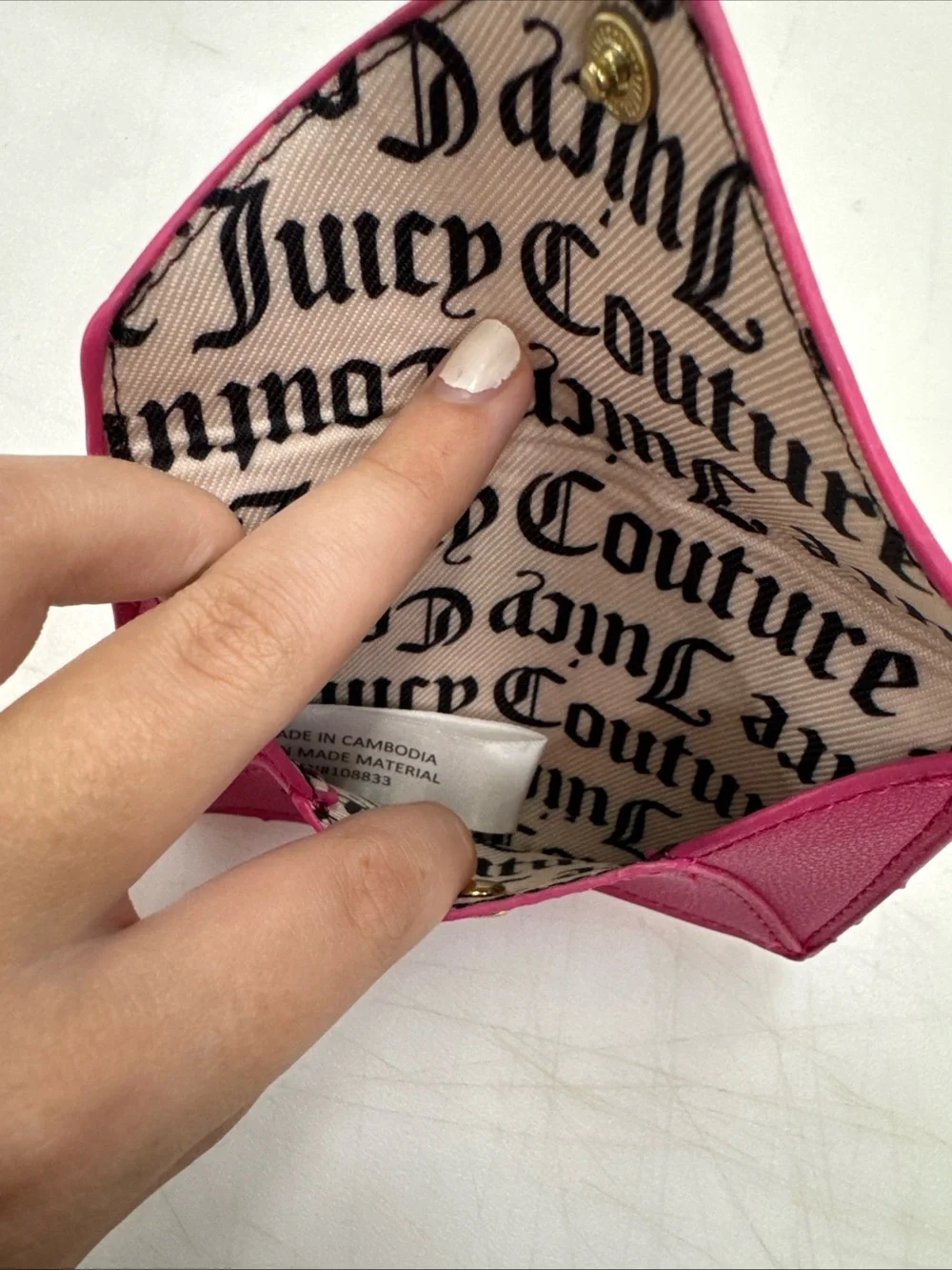Juicy Couture Women's Card Holder Wallet Pink Heart NWOT